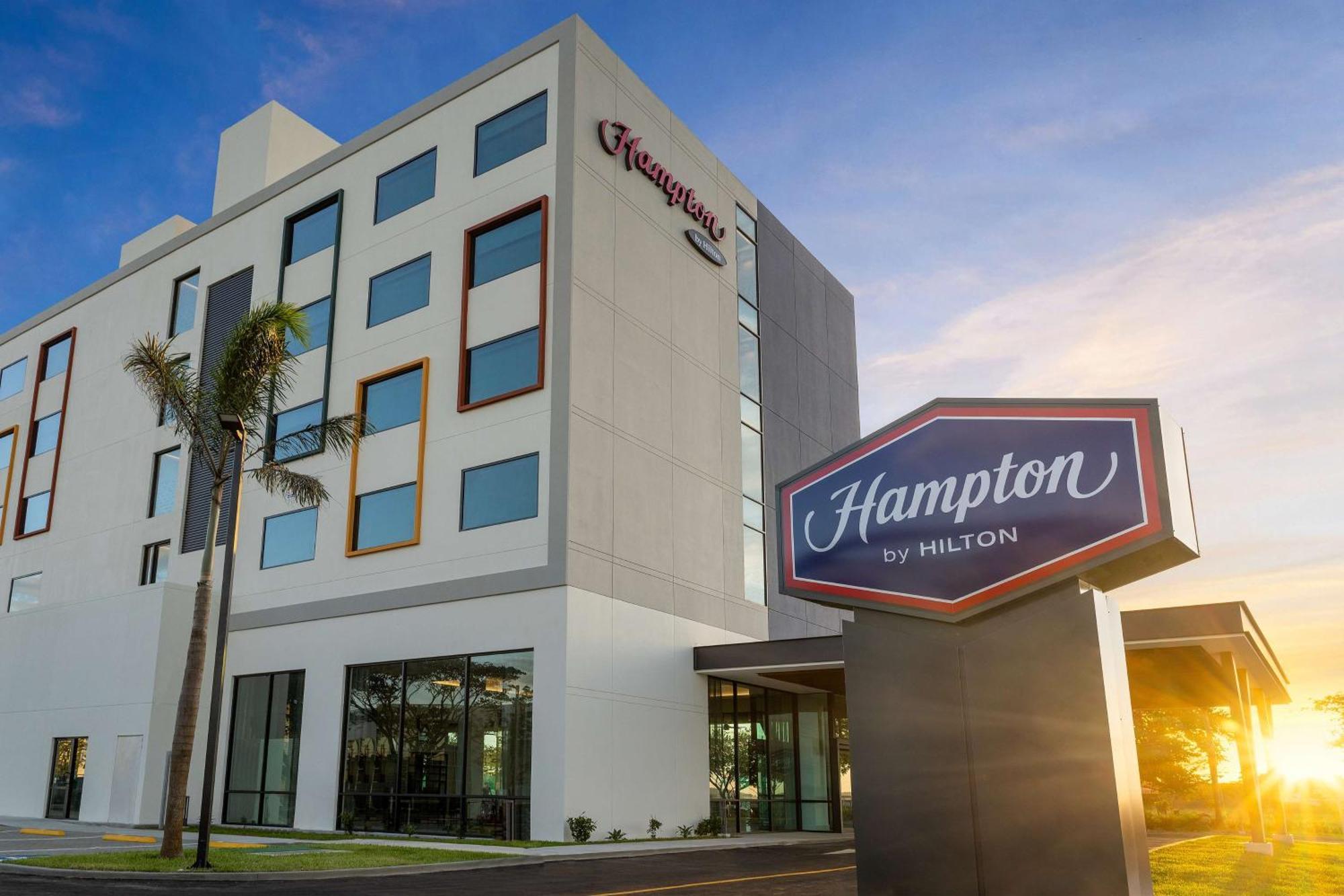 Hotel Hampton By Hilton Guanacaste Airport Liberia Exterior foto